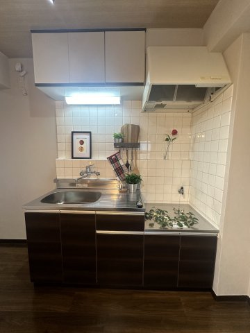 ランドフォレストつきみ野のキッチン|※ステージング写真