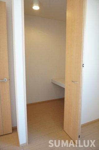 熊本市東区戸島西４丁目のアパートの収納