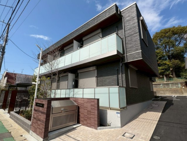 ルピナスコモド