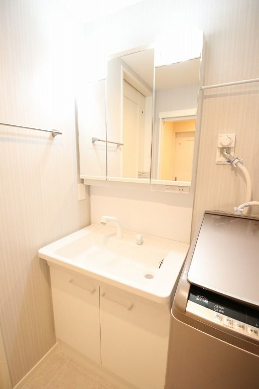 ピッコロ白山の独立洗面台