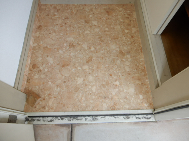 加古郡播磨町宮北２丁目のハイツの玄関