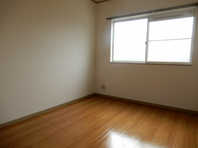 加古郡播磨町宮北２丁目のハイツの寝室