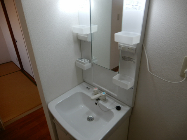加古郡播磨町宮北２丁目のハイツの洗面所