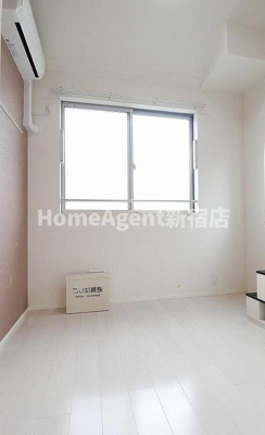 【居間・リビング】 | FREESIA 平和台 | インターネット無料