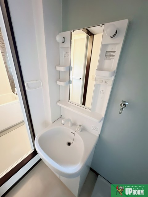 安田ハイツの居間・リビング