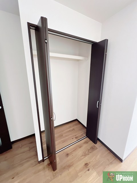 安田ハイツの居間・リビング