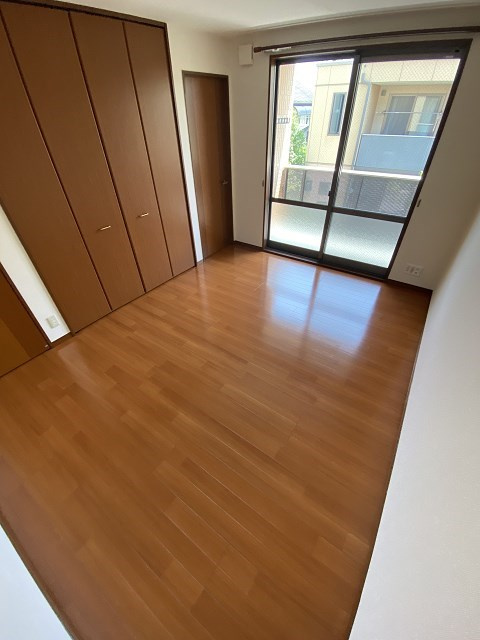 シャーメゾン北夙川A棟の寝室