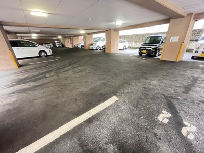 【駐車場】 | グランシャトレDAIWA