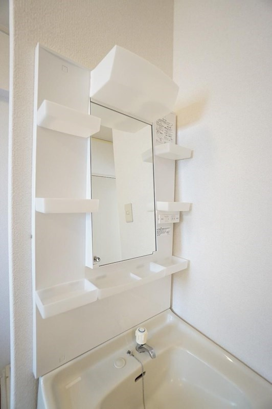 イー・エル・ケイ大名ビル