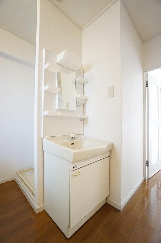 イー・エル・ケイ大名ビルの洗面所