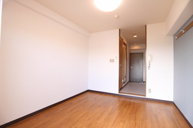 ウエストハウスインラニの居間・リビング