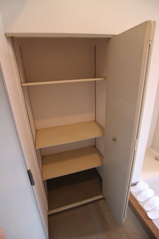 ウエストハウスインラニの収納