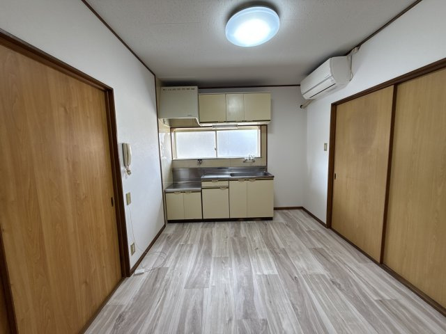 シンプルライフ田寺の居間・リビング