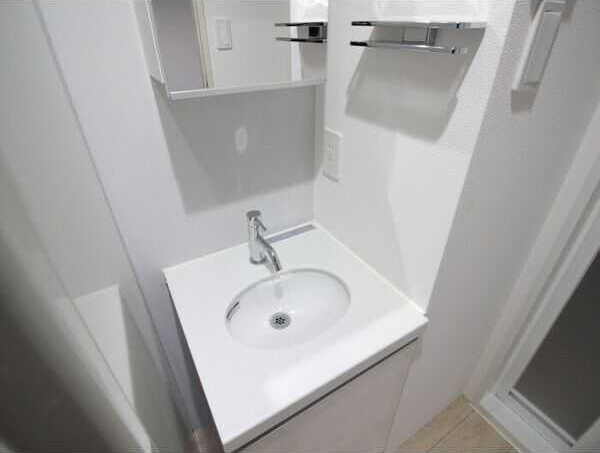 TheBirthの独立洗面台