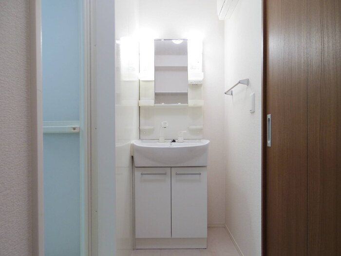 スバルコーポＳの独立洗面台|洗髪洗面化粧台