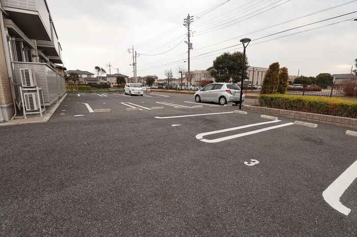サニーハウスの駐車場|駐車場