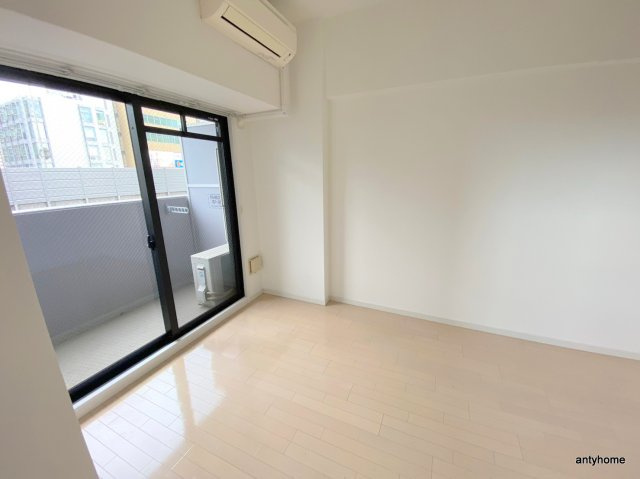 アドバンス新大阪6ビオラ　仲介手数料無料の居間・リビング