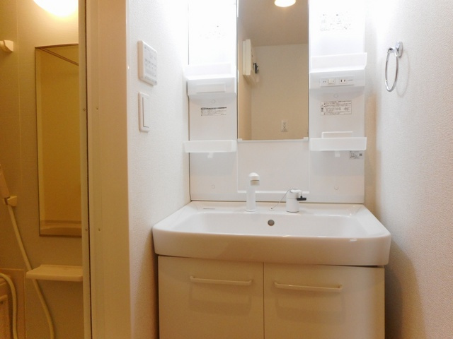 ラブリーの独立洗面台|洗面所