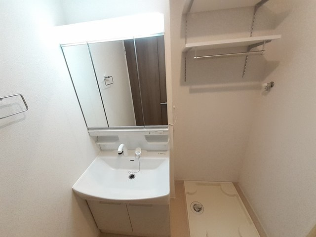 雅の独立洗面台|洗面所