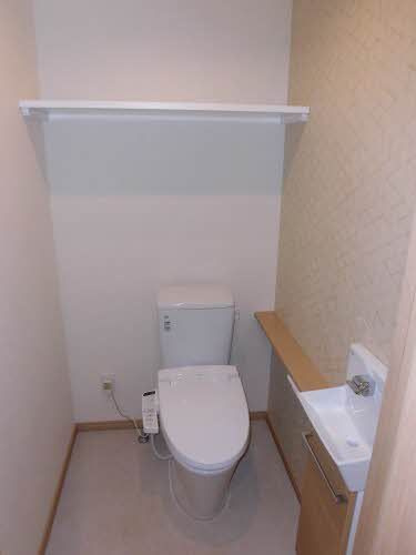 プレミア ステーション 西口