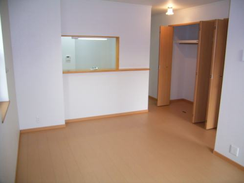 ルヴェ・デュ・ソレイユⅡＢの居間・リビング|居室・リビング