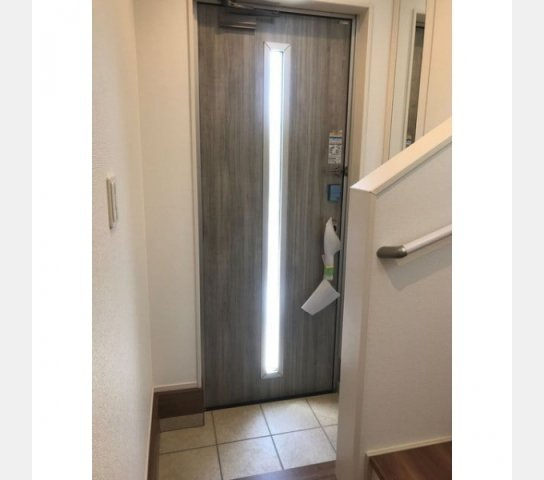 Kolet府中西府の玄関