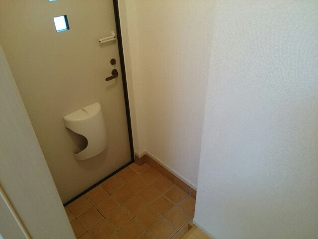 レイクフィールド土浦　Ⅰ番館の玄関|玄関