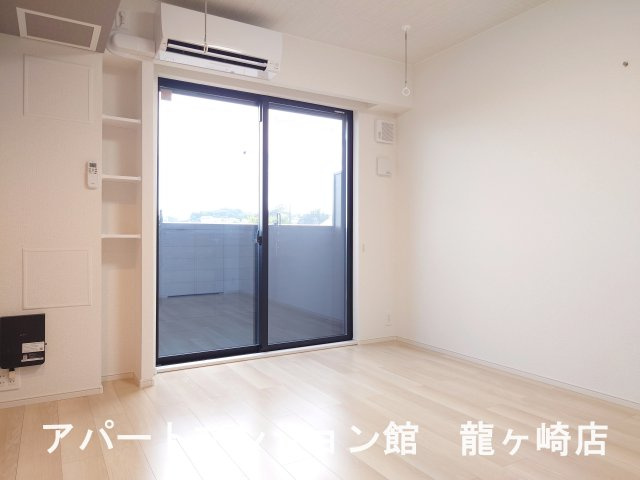 ヒカルサ土浦滝田の居間・リビング