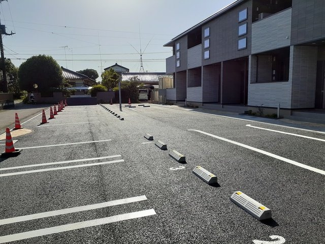 セレーネ藤沢の駐車場|駐車場