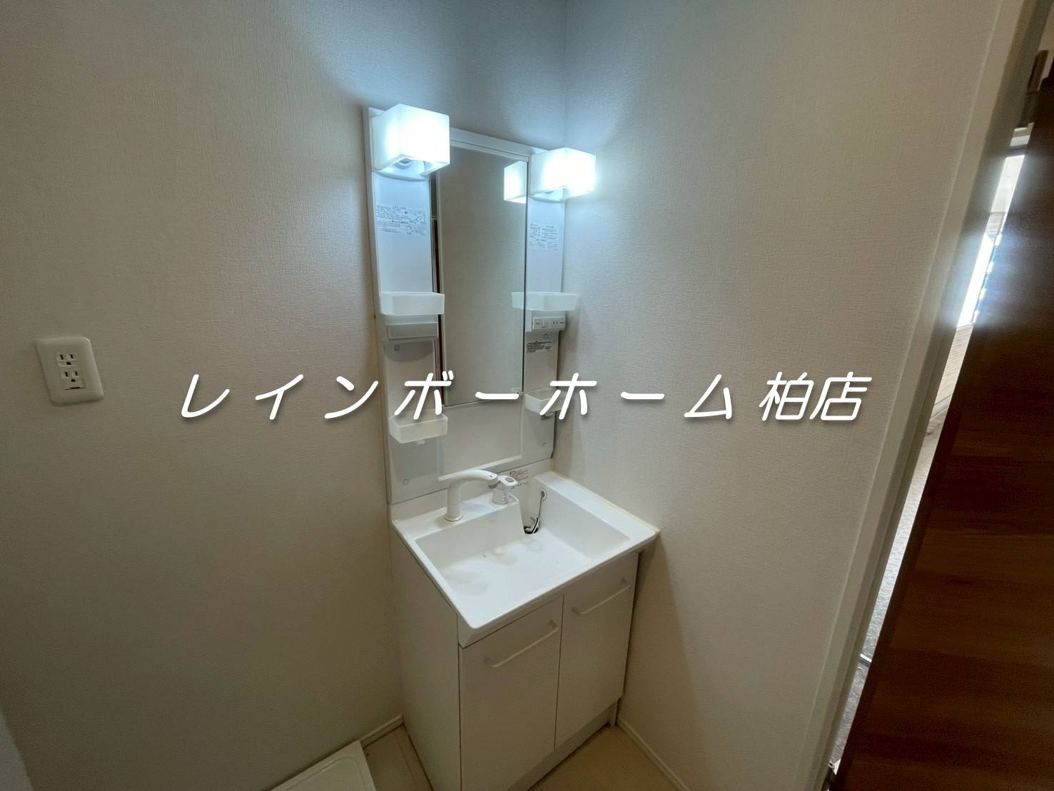 ＼＼【LINE連絡可】接客・申込・契約すべてオンライン完結可／／の浴室