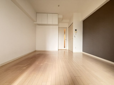 【居間・リビング】 | T’s SQUARE 大阪城