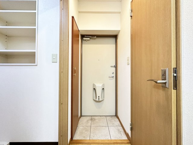 PERLA南川添Ⅱの玄関