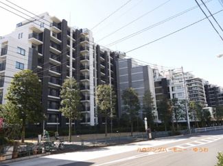 【外観】 | 平成築の新耐震基準適合マンション！太陽に愛された邸は、陽当り・通風に優れた魅力的で快適さを追求した邸宅。