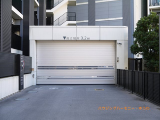 【駐車場】 | 自走式の駐車場がありますので、車必須のかたには、安心です。