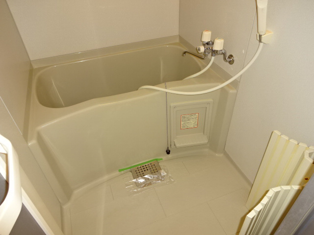 ミルフィオリⅠの浴室