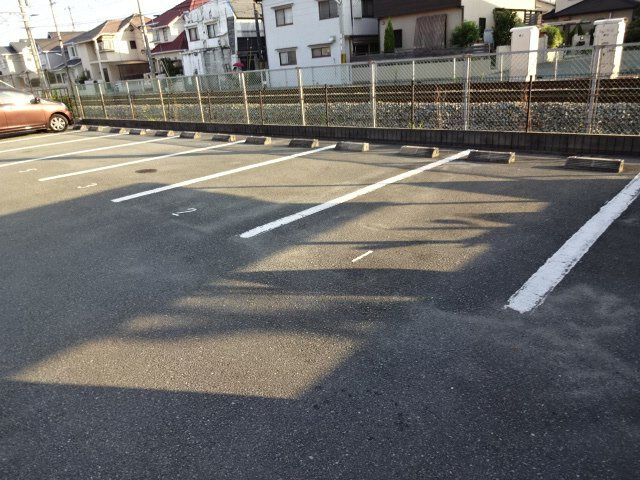 ミルフィオリⅠの駐車場