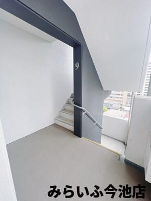 【その他】 | プレサンス桜通ベルノ | 非常階段