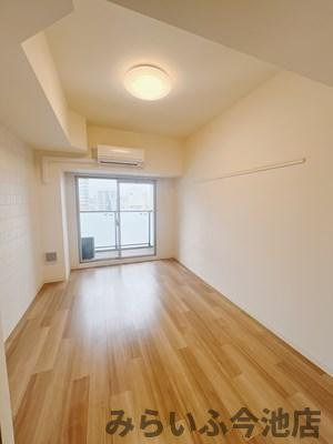 【居間・リビング】 | プレサンス桜通ベルノ | 7.1帖