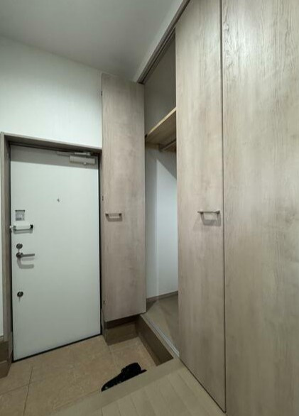 エクセル大久保の玄関