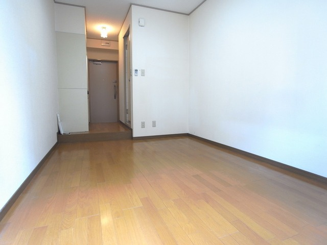 カサベラ花隈の洋室