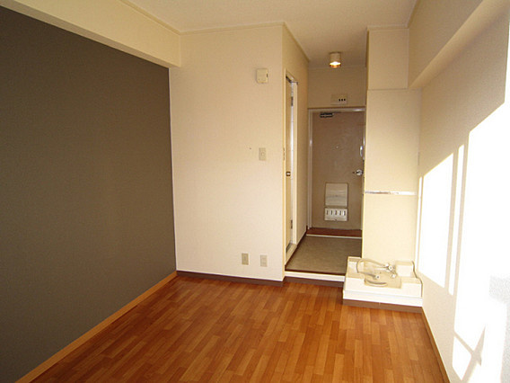 カサベラ花隈の洋室