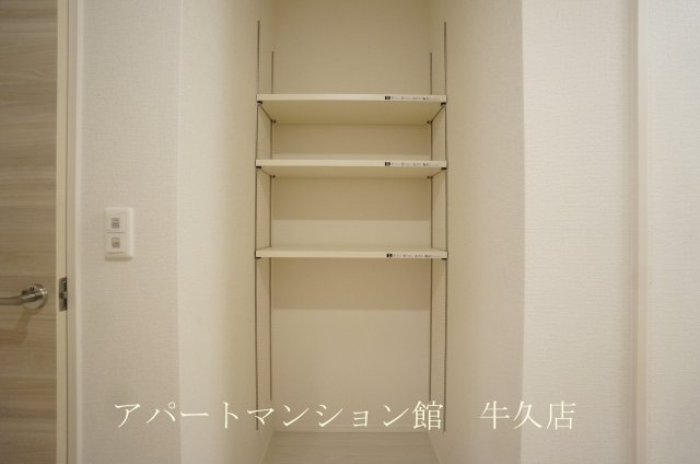 グランセレスタＡの収納