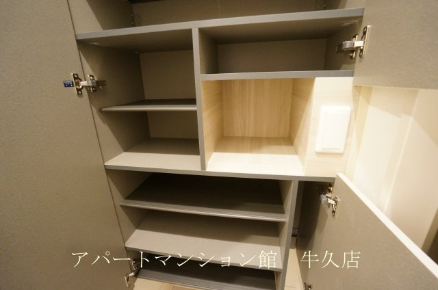 グランセレスタＡの収納