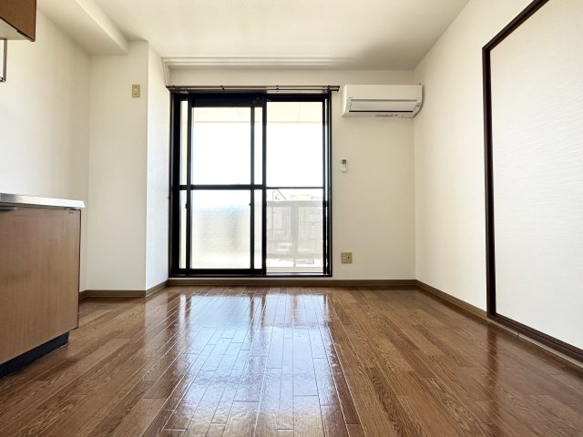 フィネス鳴子の居間・リビング