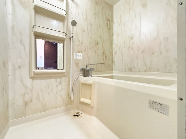 フィネス鳴子の浴室