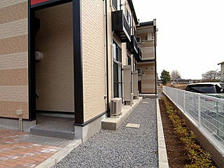 レオパレスNEMOTOの庭