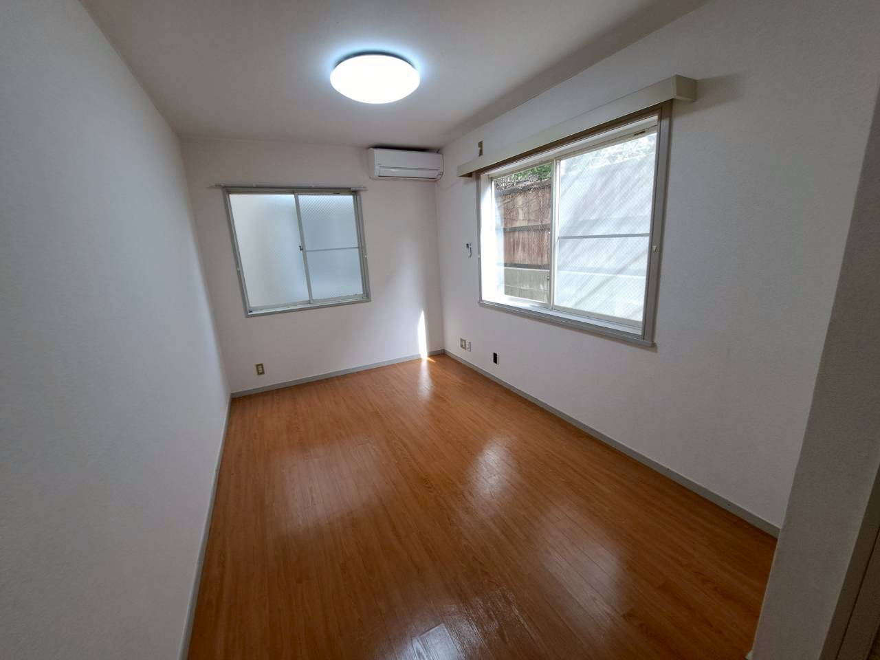 メゾンキャッスルベリーの居間・リビング