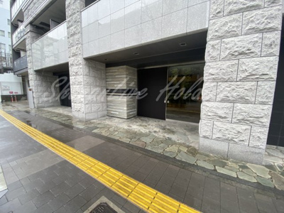 【エントランス】 | ガーラ横濱関内グランドステージ | シックなエントランス♪