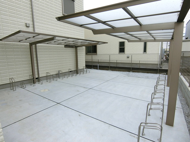 マルベリーテラス・Ｓのその他|★屋根付き駐輪スペース★