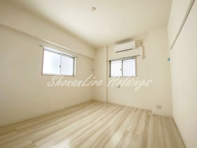 【寝室】 | リブウェル本厚木 | 白基調の落ち着いた雰囲気の洋室♪